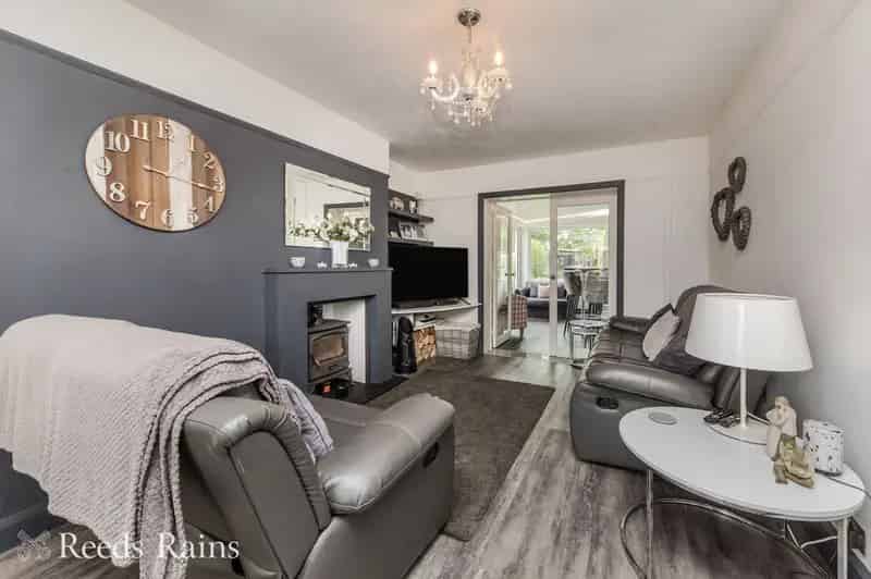 3 Bedroom Semi Detached House for Sale Macclesfield Cheshire