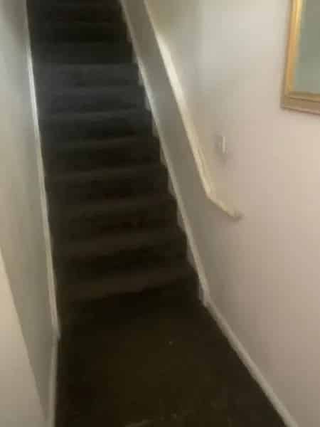 3 Bedroom House Lovely Living Room Spacious Kitchen Nice Garden Off Road Parking