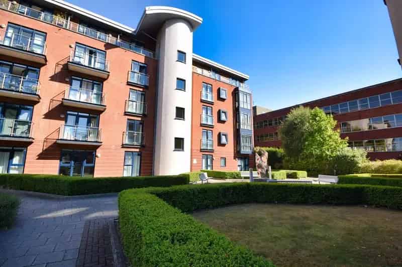 2 Bedroom Apartment to Rent July 2025