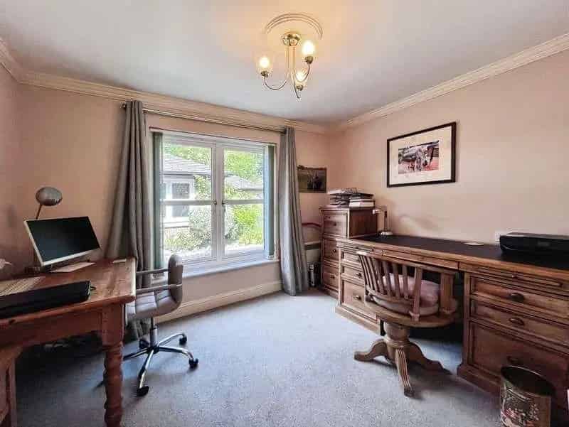 2 Bed Over 55s Cottage for Sale Mytchett Heath