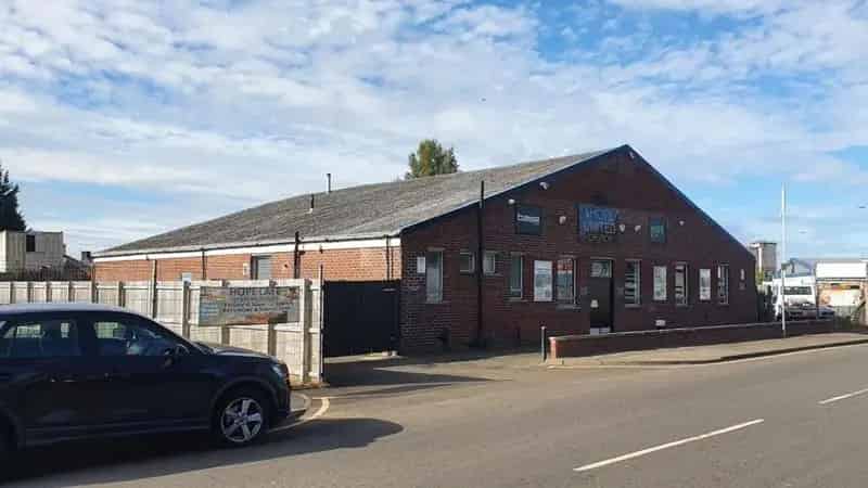 4940 sq ft Single Story Brick Building For Sale