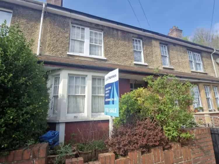 3 Bedroom Terraced House For Sale Near Fairfield High School