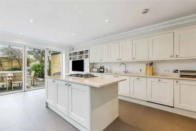 5 Bedroom Terraced House for Sale Westover Road London SW18