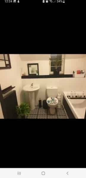 Large 1 Bedroom Flat Benson New Build Parking Communal Garden
