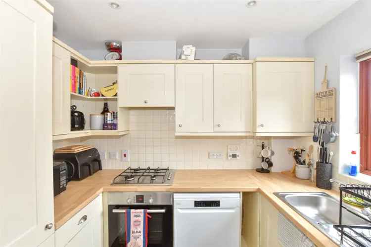 2 Bedroom Terraced House for Sale Near Train Station