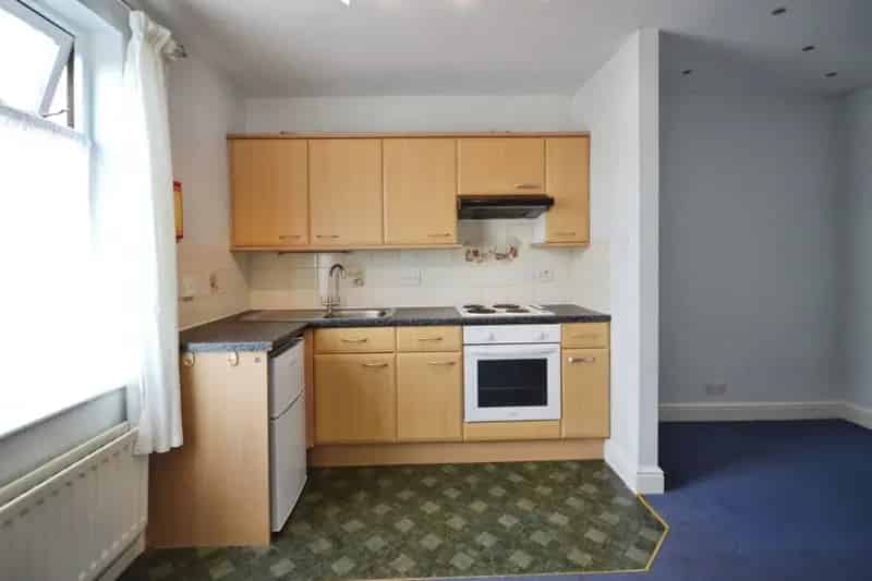 Flat To Rent Available Now