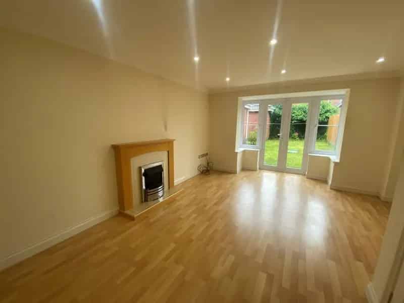 3 Bedroom House To Rent