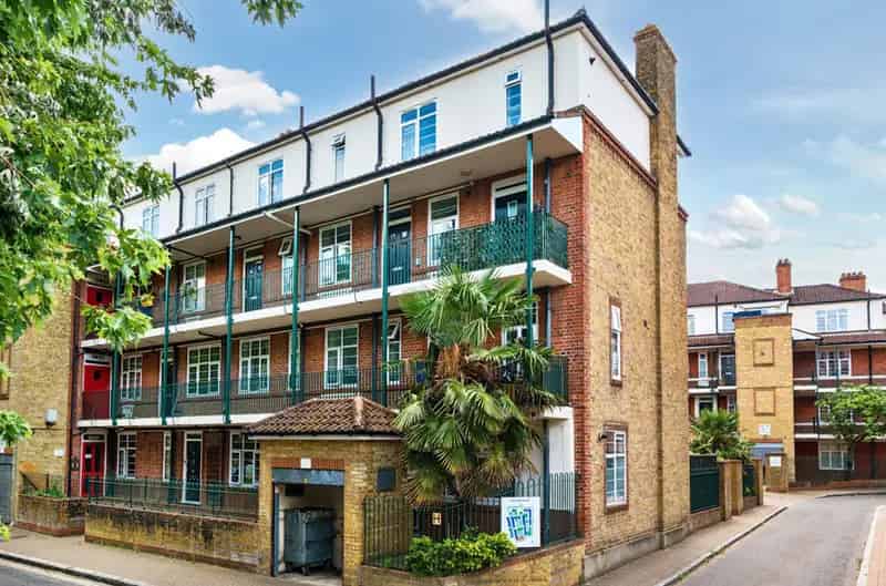 2 Bedroom Apartment House to Rent near Thames