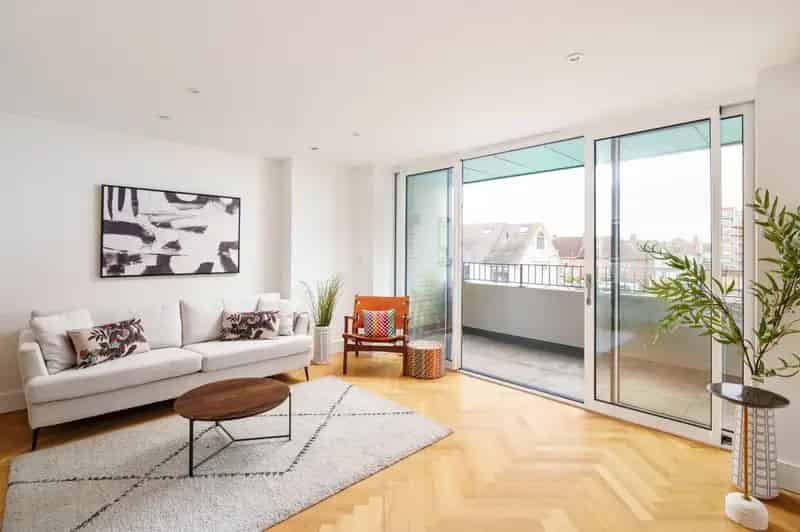 2 Bedroom Seafront Apartment for Sale in Hove