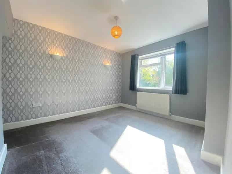1 Bedroom Flat To Let Available July 14 2025