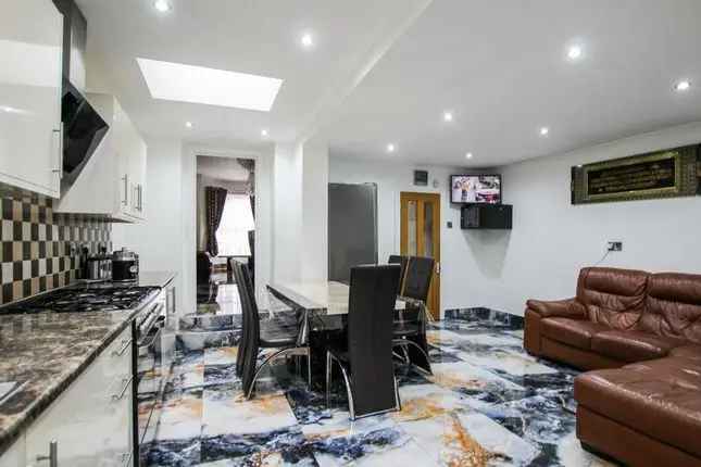 Terraced house for sale in Hatherley Road, Walthamstow E17