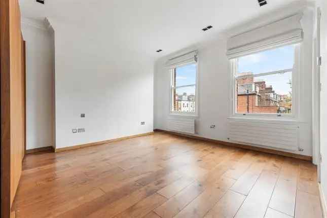 Terraced house to rent in Hamilton Gardens, London NW8