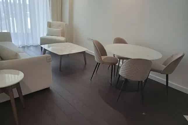 Flat for Sale in Bondway London SW8