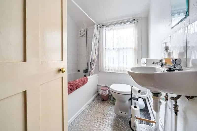 3 Bed House for Sale Near Oxford City Centre - HMO License