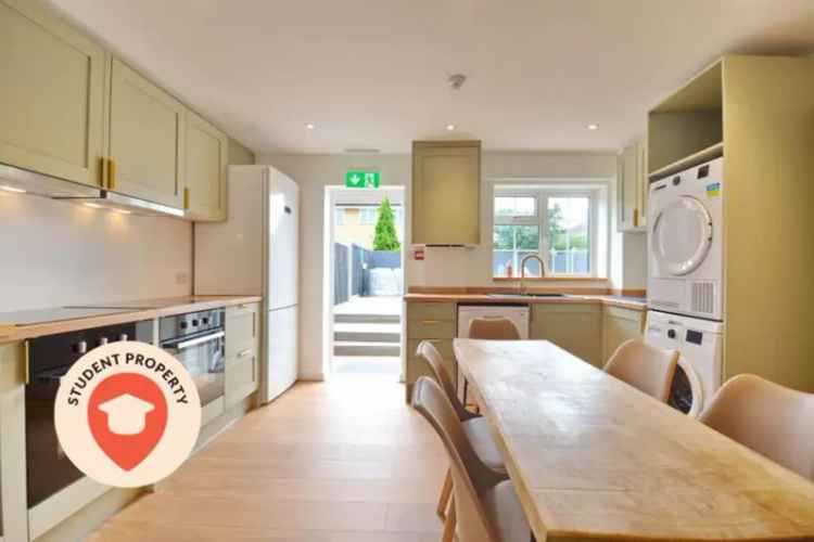 3 Bedroom Student House BS10 Available August 2025