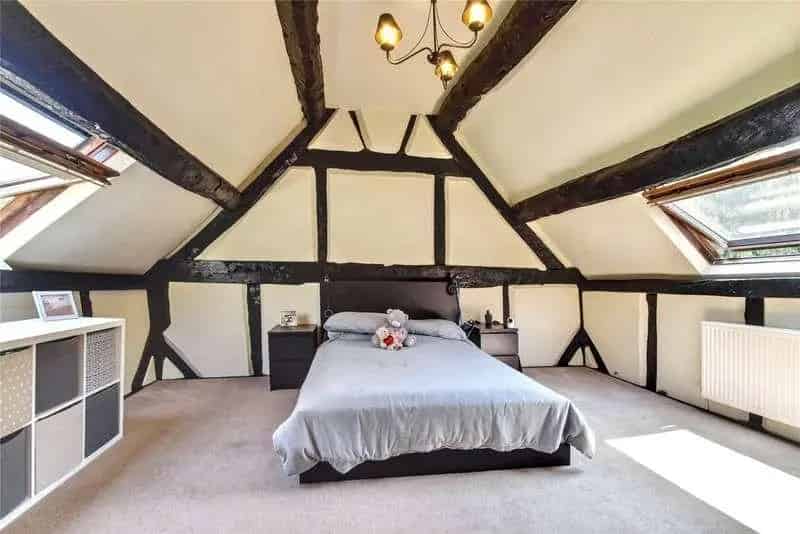 3 Bed Grade II Listed House Upton Warren