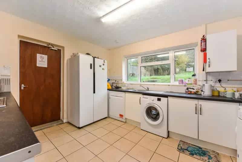 1 Bedroom House of Multiple Occupation HMO To Rent