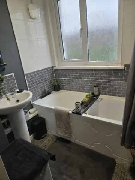 Large Bedroom Flat New Inn High Standard Decoration