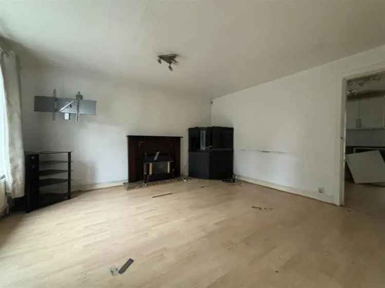 5 Bedroom Semi Detached House For Sale