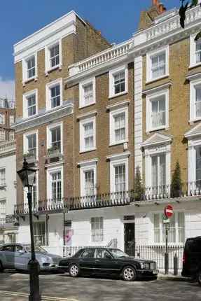 Terraced House for Sale in Montpelier Square Knightsbridge