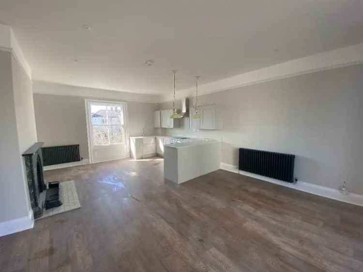 3 Bedroom Flat to Rent