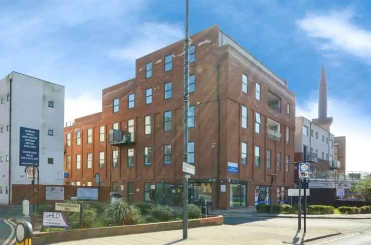 Two Bedroom Apartment Harrow Central Location