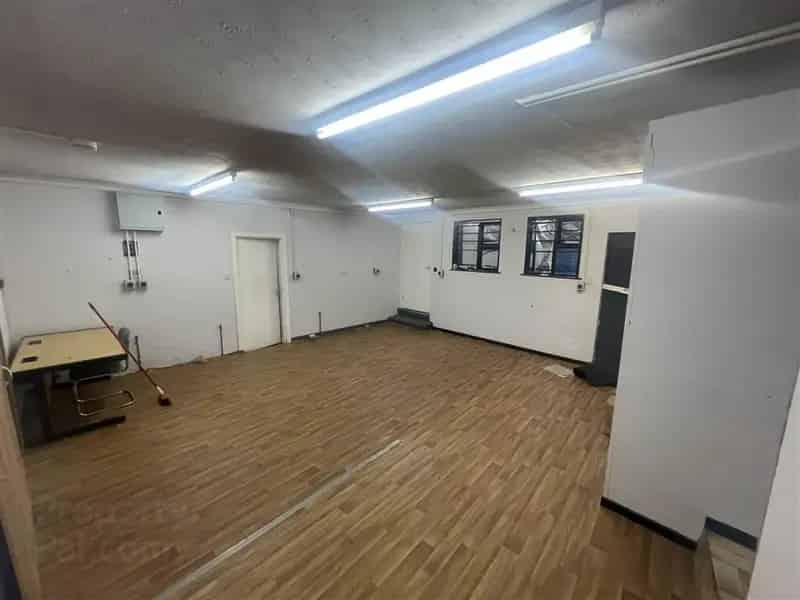 Commercial property For Rent , 1,2, Street Lane, Mid Sussex, England
