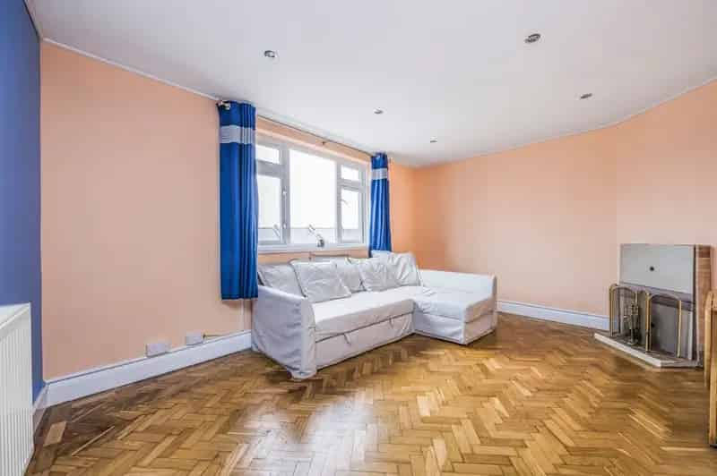 1 bedroom  Flat for sale, Southsea, Hampshire, PO4