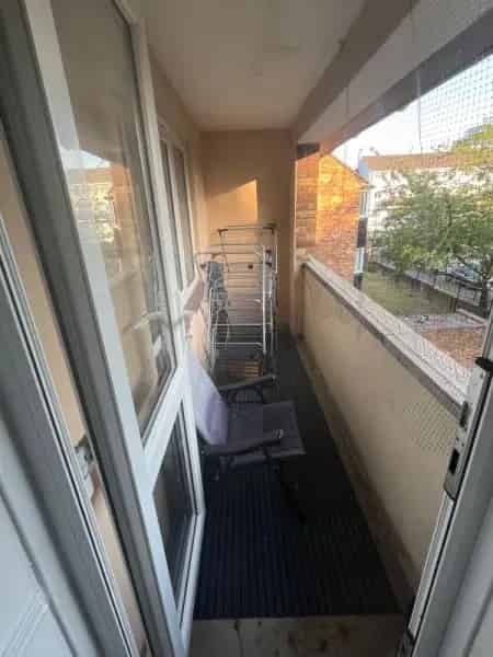 Flat For Rent , Uffington, England