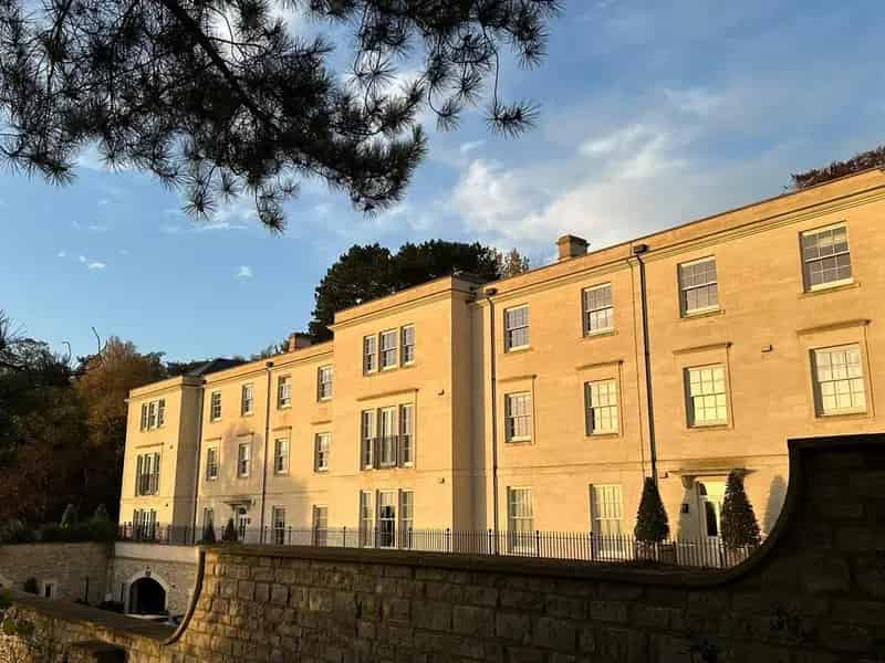 3 Bedroom Flat for Sale