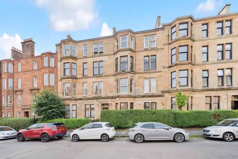 2 Bedroom Flat for Sale - Investor Opportunity