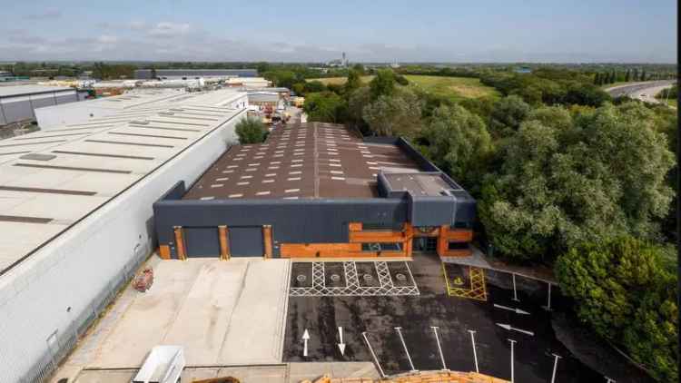 Industrial For Rent in Binfield, England