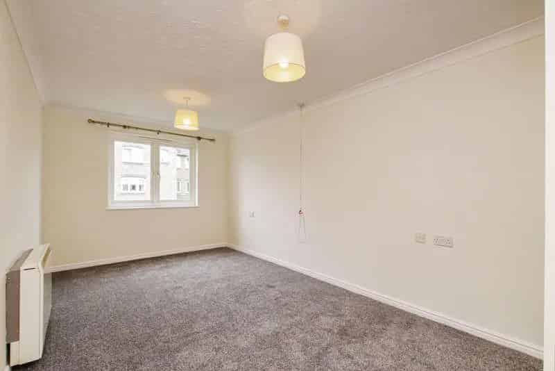 2 Bedroom Retirement Property for Sale