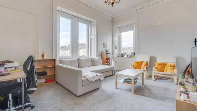 1 Bedroom Flat for Sale Glasgow Investment Opportunity