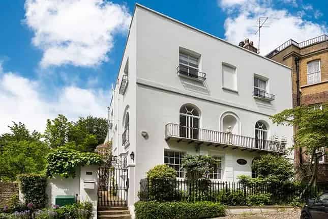 Semi Detached House for Sale Frognal Hampstead Village London NW3