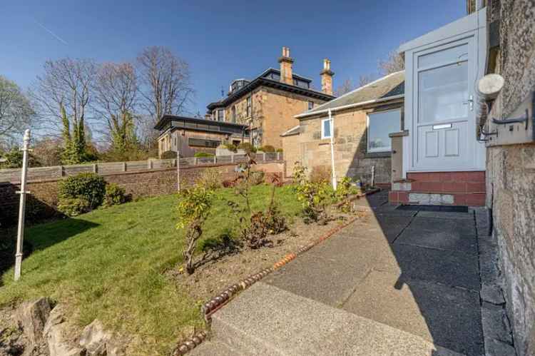 3 Bedroom Apartment for Sale in Pollokshields Glasgow