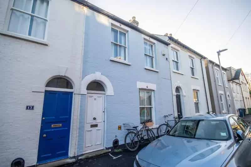 3 Bedroom Terraced House to Rent