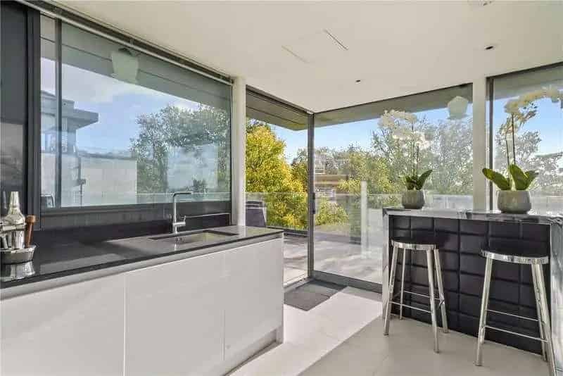 5 Bed House for Sale Wimbledon Hill Park Luxurious Family Home