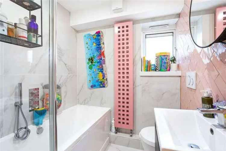 3 4 Bedroom Maisonette near Highbury Barn and Upper Street