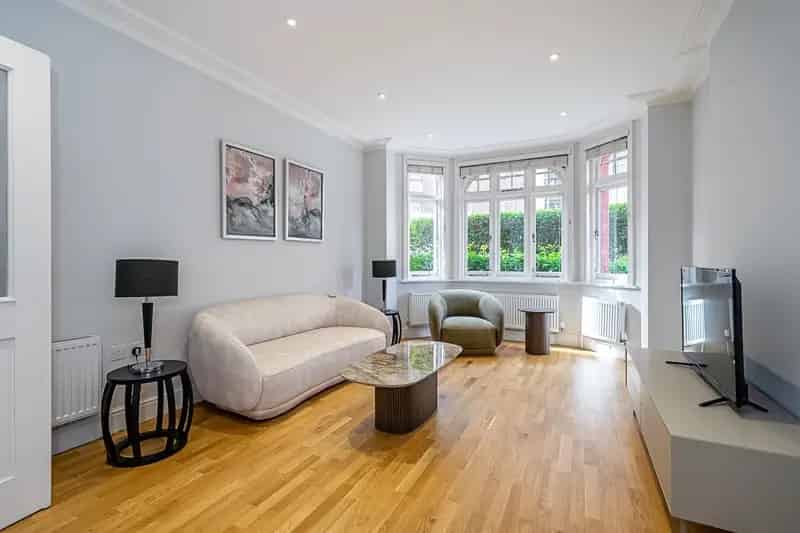 2 Bedroom Apartment Hammersmith Near Ravenscourt Park