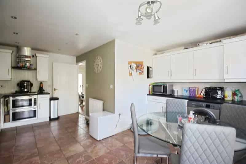 Spacious Four-Bedroom Family Home in Chase Meadow