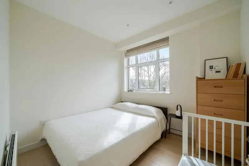 Two Bedroom Apartment in Bromyard House