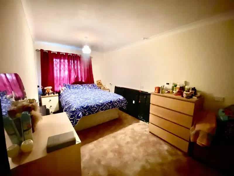2 Bedroom Retirement Flat for Sale