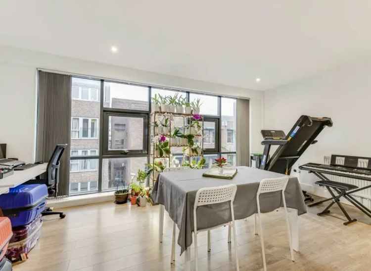 One Bedroom Apartment St Albans City Centre Open Plan Living Excellent Storage
