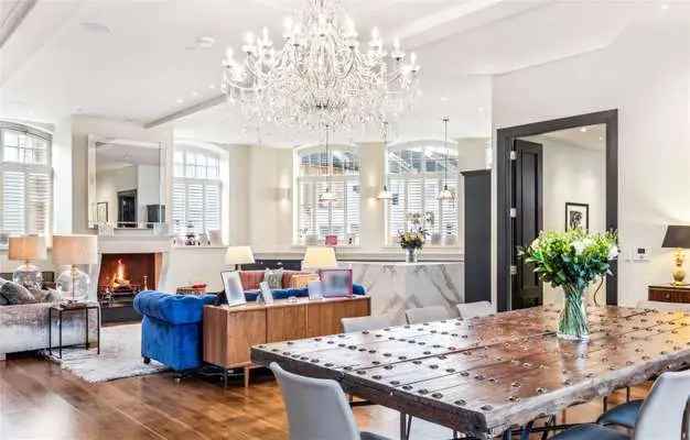 Broughton Road, London, SW6 2LE | Property for sale | Savills