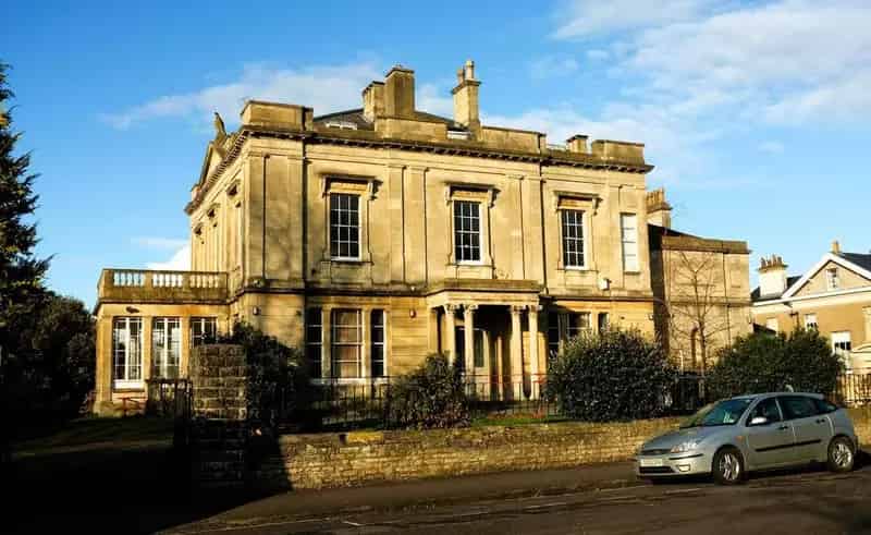 Italianate Mansion Circa 1850 One Acre Plot Bristol