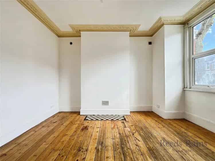 2 Bedroom Flat for Sale in Catford SE6