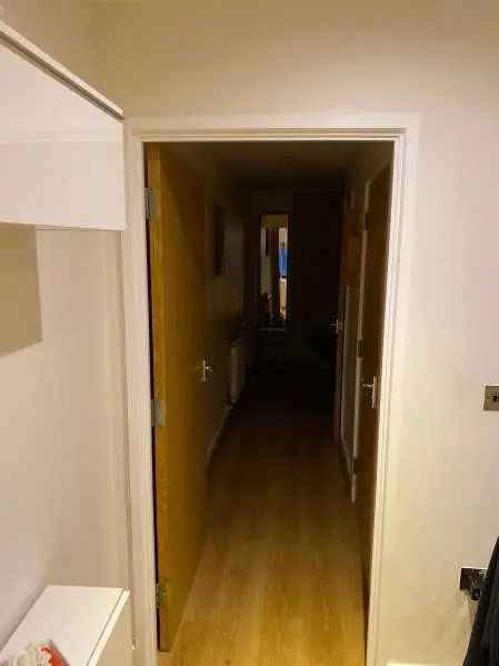 Flat For Rent in London, England