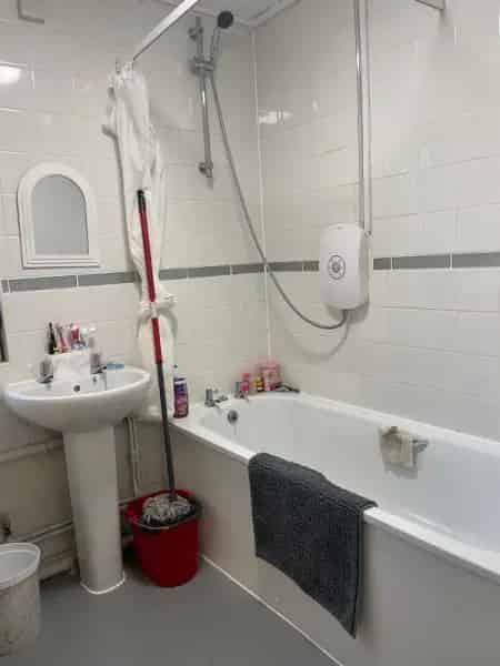 Flat For Rent , Wealden, England