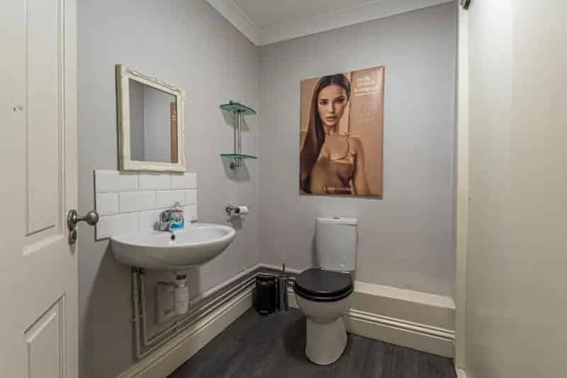 1 Bed Flat for Sale with Retail Unit and Parking